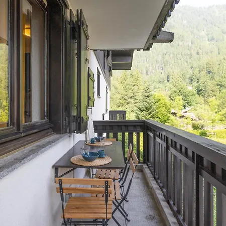 Avec Balcon Apartment *